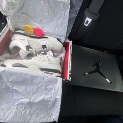 OG Jordan Air Retro 4’s 10.5 Men’s