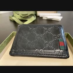 gucci wallet 