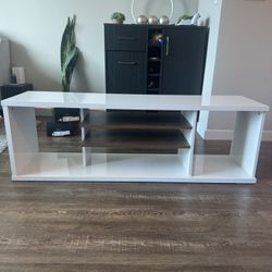 TV Console Table Like New