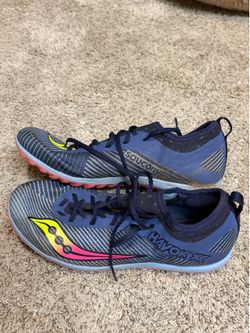Saucony Women’s Track Cleat size 9