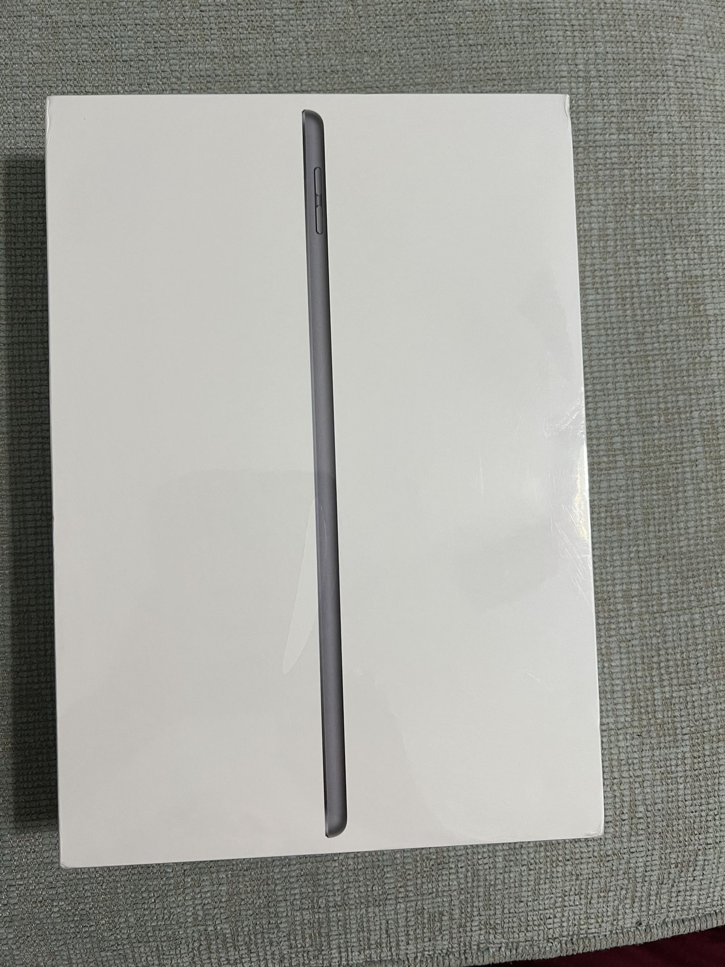 I pad 9th Generation 256 GB $500