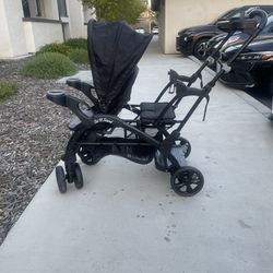 Lightly Used Baby Stroller 32$