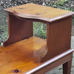 Table End Table Coffee Table Nightstand $30