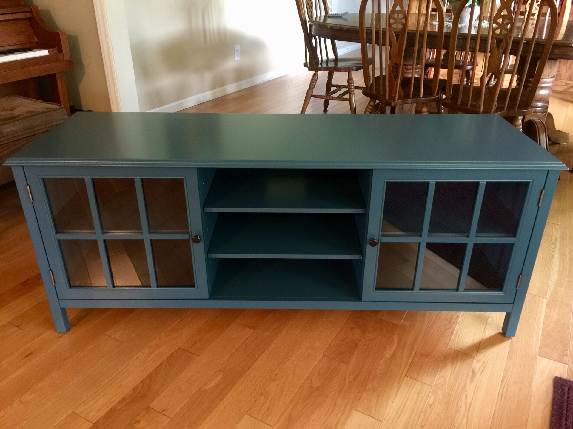 New Windham Large 60” TV Stand