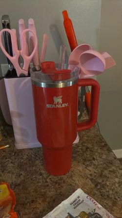 Stanley red glitter cup