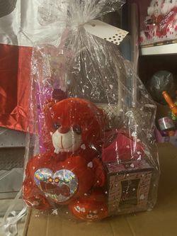 Mother’s Day Gifts 