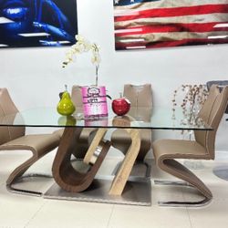 BUY 2 CHAIRS GET 2 FREE DINING SETS STARTING AT $399 SALE ENDS MONDAY 