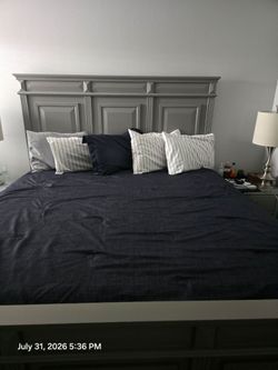 King Size Bed & Mattress