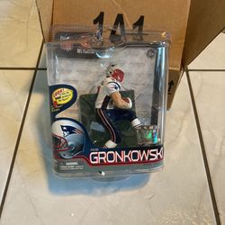 New England Rob Gronkowski Figure