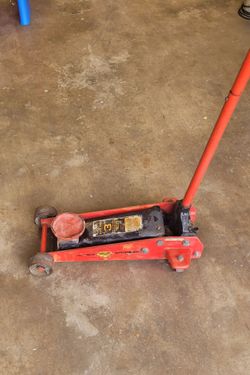 Allied 3-ton hydraulic floor jack