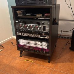 Gator Frameworks Elite Desk 10U Rack - Dark Walnut Brown