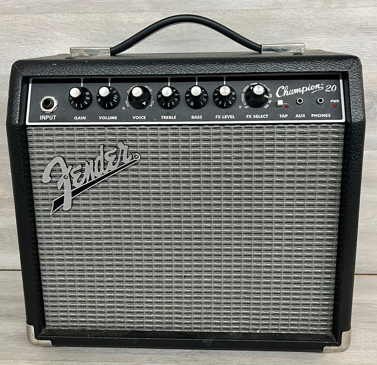 Fender Guitar Amplifier 20W Combo Amp with Effects (PO1021924)