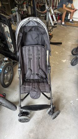 Umbrella stroller