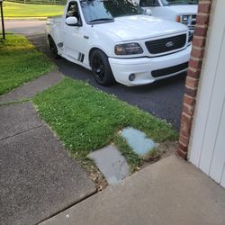 Ford Lightning  2002 