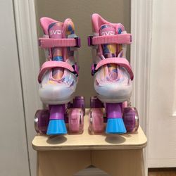 BRAND NEW  Adjustable Girls Roller Skates  SZE US12-2Y 