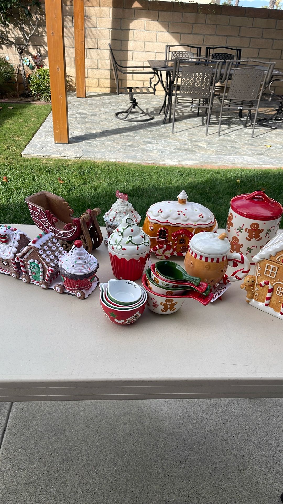 Gingerbread for Sale in Riverside, CA - OfferUp