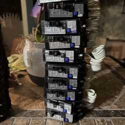 Arc Fault Breakers20 Amps. Whit Pigtell Neutral And Non Neutral