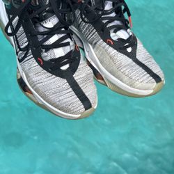 Nike GT Jump! - Used Great Condition 🔥 - Cleaned Regularly 🎁 - Size 7.5