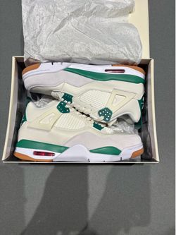 Jordan four pine Green brand new