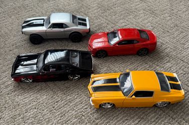 Jada 1/24 Chevy Camaro Lot of 4 #1