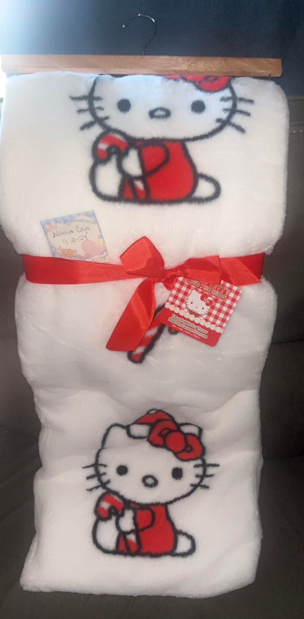 Hello Kitty Blanket