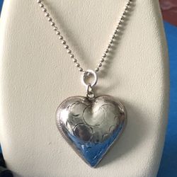 Engraved sterling silver heart necklace pendant,18” chain Italy