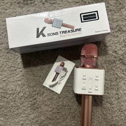 Bluetooth Karaoke Microphone 