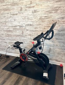 Peloton Indoor Exercise Bike