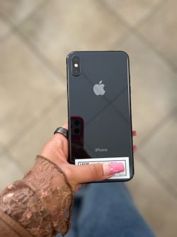 iPHONE XS MAX UNLOCKED