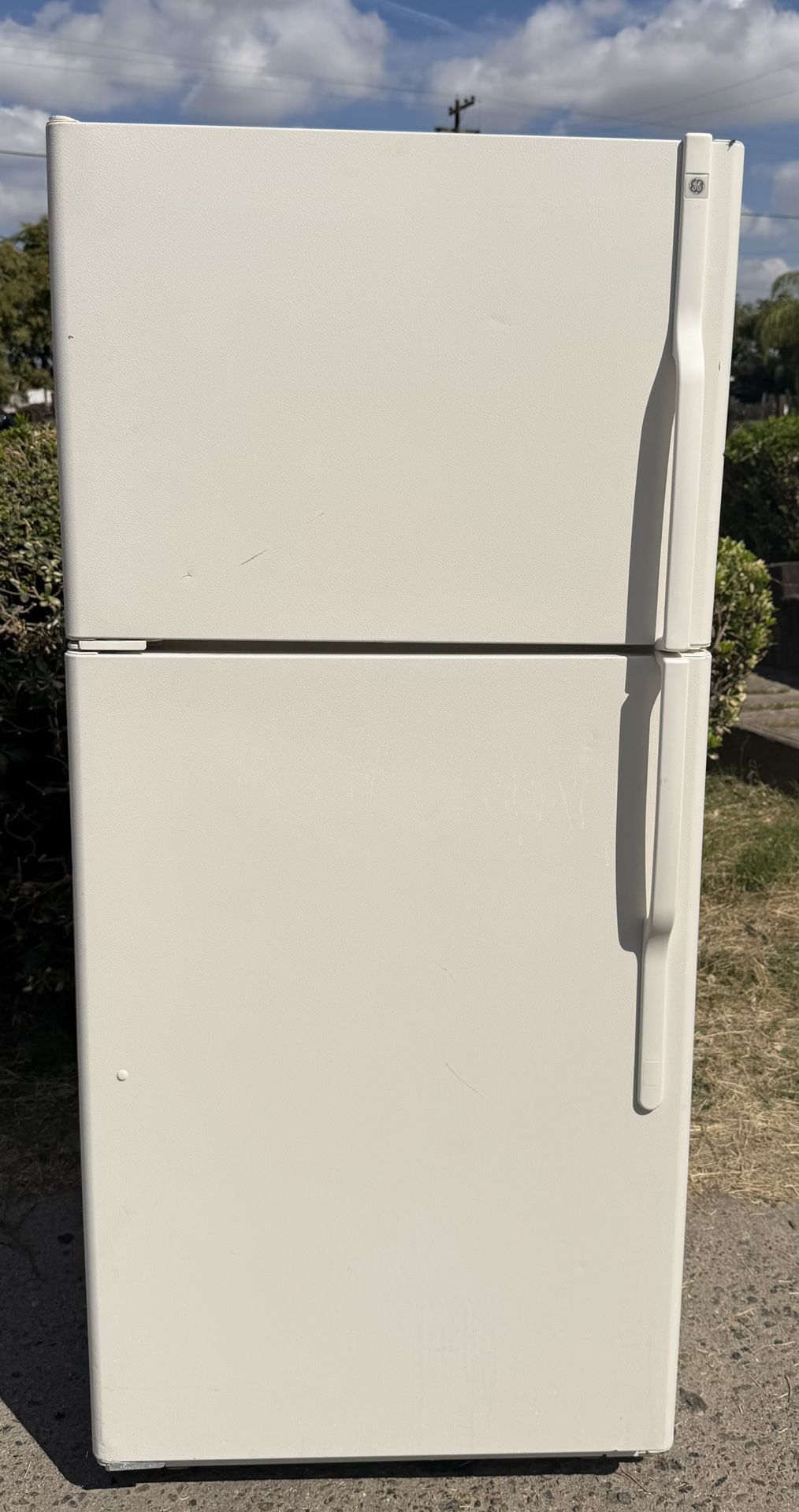 Refrigerator