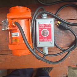 Single phase vibrator and switch