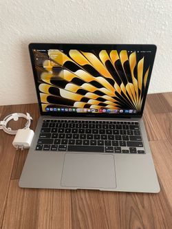MacBook Air 13 (M1 chip / Latest OS 26 Tahoe) 8GB Memory Good Laptop (100% Battery)