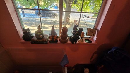 Halloween decor