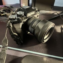 Fujifilm XT-5 with Fuji 33mm 1.4 And Sigma 18-50 2.8