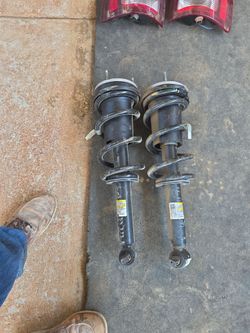 2021 front strut silverado