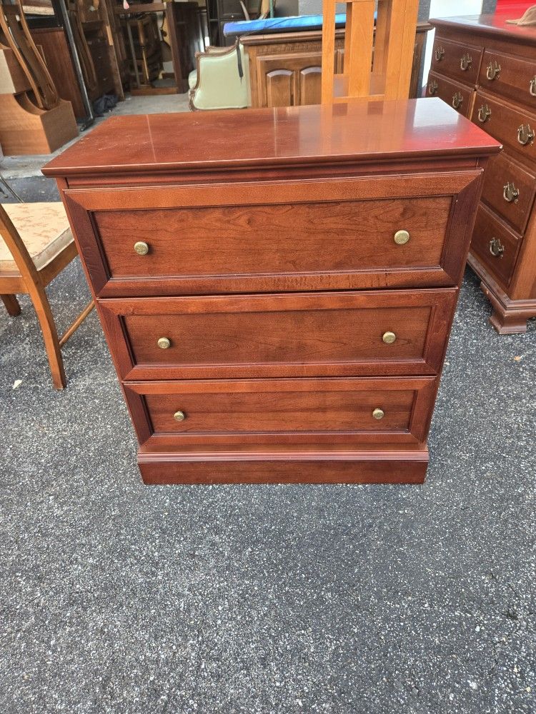 Wooden Dresser With 3 Drawers