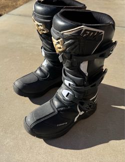 FOX COMP 3 BOOTS Y4 Youth 4