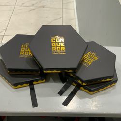 The Conqueror Virtual Challenge Honeycomb Medal Hanger Pack Display 3 pc. New