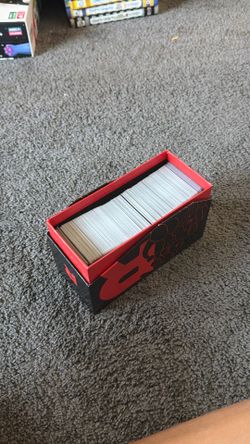Pokémon etb full of bulk cards.