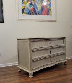 Noir Curved Front 3 Drawers Dresser 