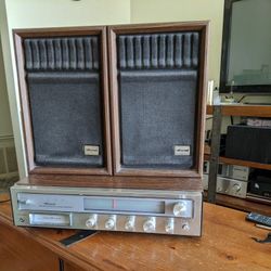 Monteverdi Receiver with Speakers 