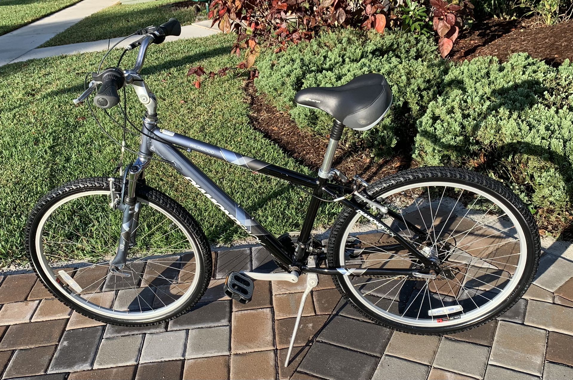 Diamondback Wildwood Classic Small 15Frame Comfort Bicycle for Sale in West Palm Beach, FL - OfferUp Diamondback Wildwood Classic Small 15Frame Comfort Bicycle for Sale in West Palm Beach, FL - OfferUp