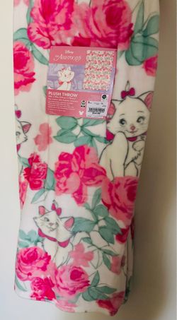 Disney Aristocats Marie the Cat Floral Plush Throw Blanket New