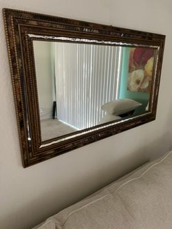 Mirror 