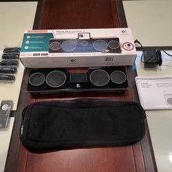 Logitech Pure-Fi Anywhere Compact Speakers for iPod