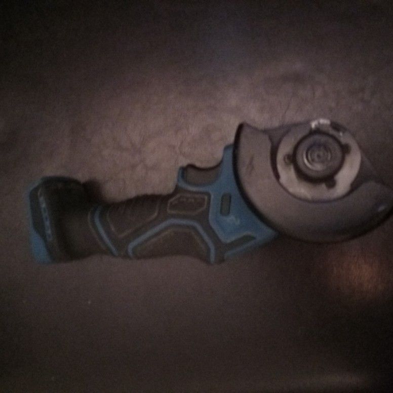 Hercules Cut Off Tool