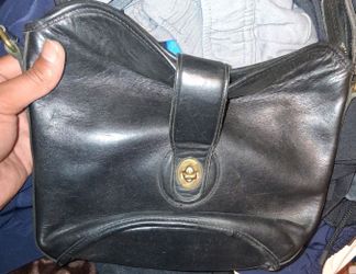 Vintage Black Turnlock Coach Bag