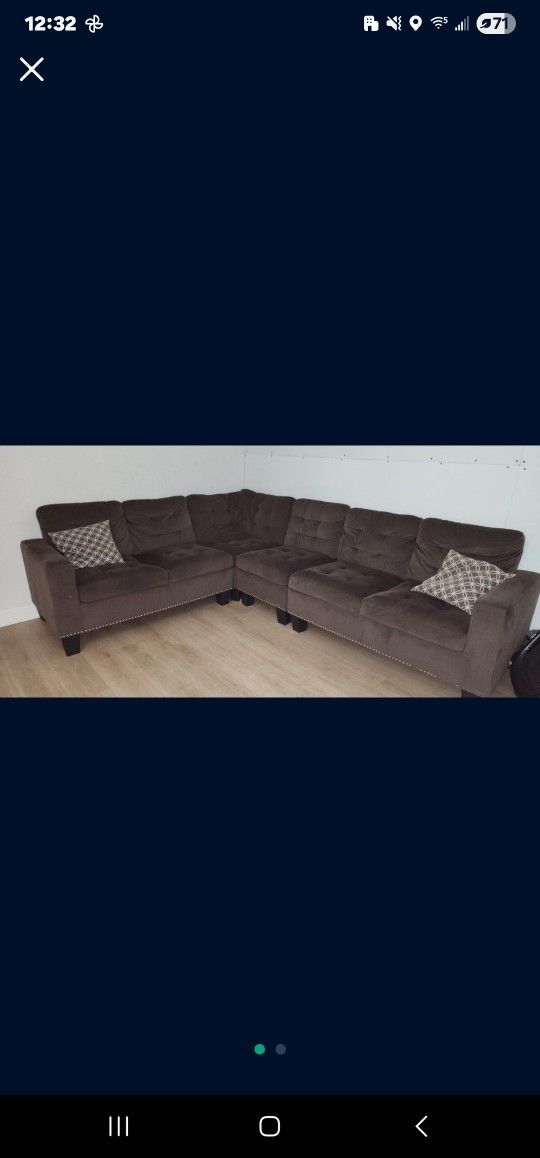 L Sectional Couch/sofa