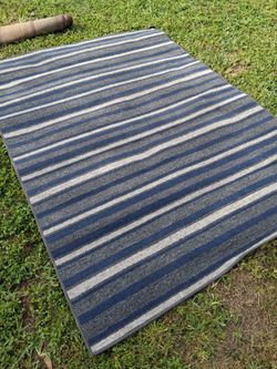 LOTS OF VERY NICE 5 BY 7 AREA RUGS