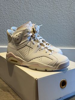Women’s Air Jordan 6 Retro – Size 8.5 – Gently Used Once